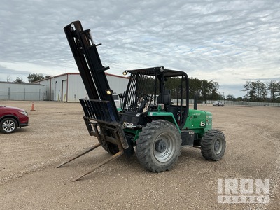 2018 JCB 930 6000 lb 4x4 を見 Rough Terrain Forklift