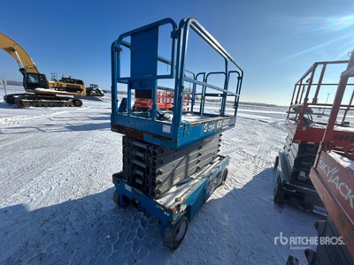 2015 Genie GS-4047 Electric シザーリフト