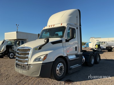 2022 Freightliner Cascadia 126 6x4 T/A Day Cab Truck Tractor