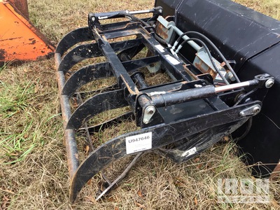 Terra Force YRC064 64 in Ag Tractor Grapple