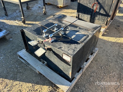 36in x 36in x 18in (2) Tool Box