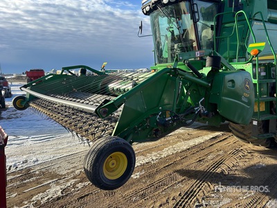 John Deere 615P 15 ft رأس الحصادة المجمعة بوقاية