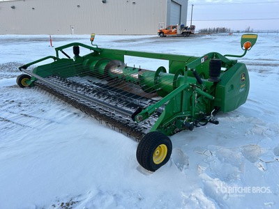 2013 John Deere 615P 15 ft Combine Pickup Header
