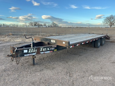2005 Big Tex 25 ft T/A Plant Trailer