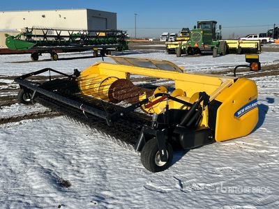 2015 New Holland 790cp Combine Pickup Header