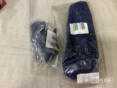 (87) Hoffmann Fabricating 800194-2 Seat Armrest Covers