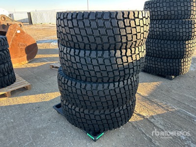Quantity of (4) Snowmaster 17.5R25 Radial Banden (Unused)