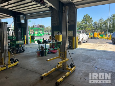 2023 Sumner 2112 Material Hoist