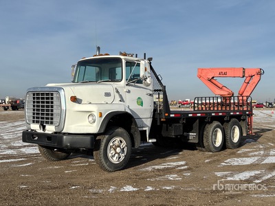 Atlas Knuckle Boom on 1976 Ford L9000 6x4 Boom Truck