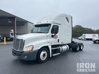 2016 Freightliner Cascadia 6x4 Tracteur Routier Couchette