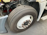 4 Underbody - Truck with Left Steer Tire
