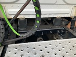 4 Underbody - Truck with Cab Suspension Air Bags
