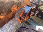 4 Underbody - Truck with 