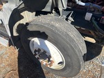 4 Underbody - Truck with Right Steer Tire