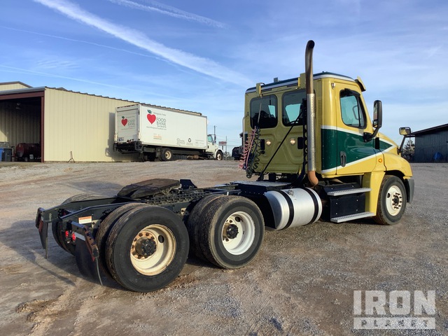 CAMIóN 2017 FREIGHTLINER