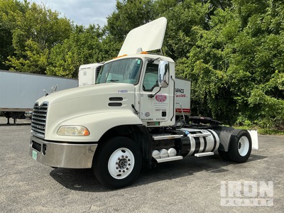 2018 Mack CXU612 4x2 Ciągnik siodłowy z kabiną dzienną S/A