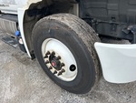 Underbody with Right Steer Tire
