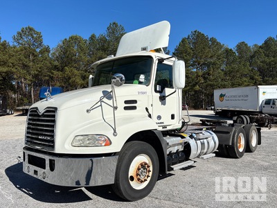 2015 Mack CXU613 6x4 3-Achs Sattelzugmaschine