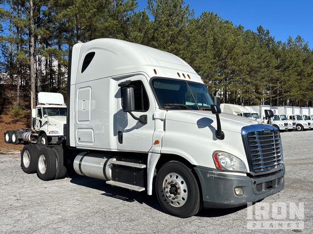 CAMIóN CAMAROTE 2017 FREIGHTLINER