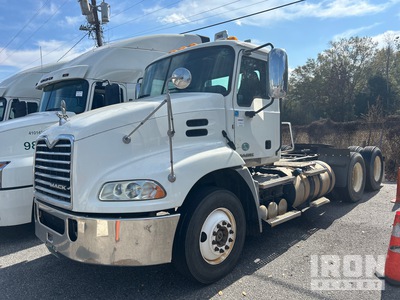 2018 Mack CXU613 6x4 3-Achs Sattelzugmaschine