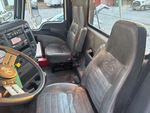 4 Transmision with Seats/armrests