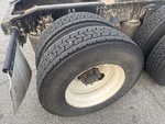 4 Underbody - Truck with Right Rear Drive Tires