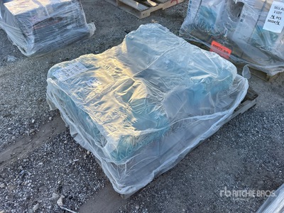 Quantity of (2) Makita HM1307CB 35lb Demolition Hammer