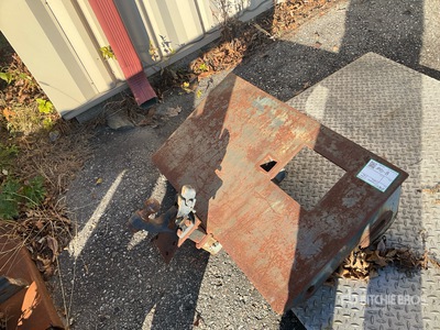 Hitch receiver plate