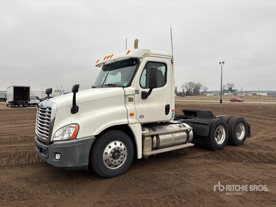 2013 Freightliner Cascadia 125 6x4 3-Achs Sattelzugmaschine