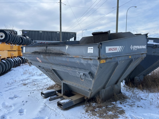 2021 Dynapac MH2500 Asphalt Feeder Hopper 2021 Dynapac MH2500 Asphalt Feeder Hopper
