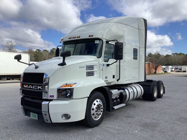 2020 Mack Anthem AN64T 6x4 T/A Sleeper Truck Tractor