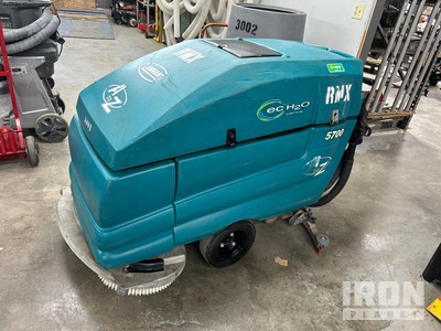 2013 Tennant 5700 Walk-Behind Laveuse de sol