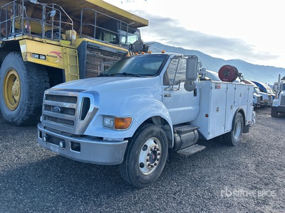 2005 Ford F-650 4x2 Service Truck (Inoperable)