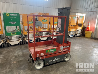 2016 Skyjack SJ16 Vertikaler Mastlift