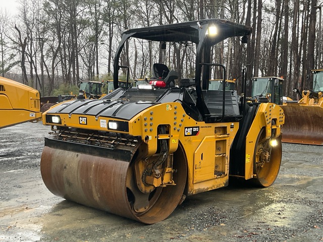 2021 Cat CB13 Double Drum Roller