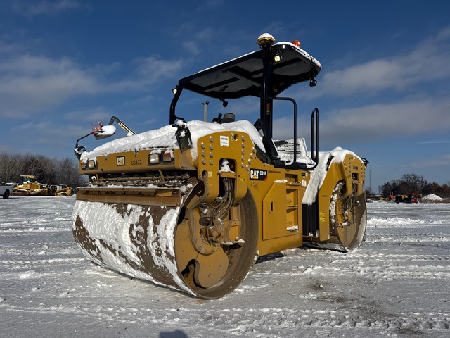 2019 Cat CB16 Double Drum Roller