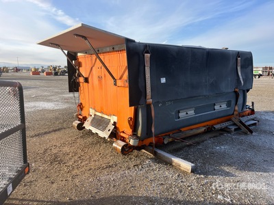 2017 Bucher UH3000 Épandeur de sel