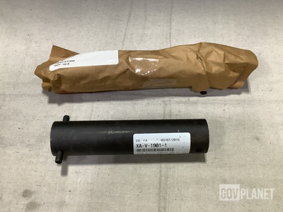 (67) Holland XA-V-1901-1 Landing Leg Assembly Axles