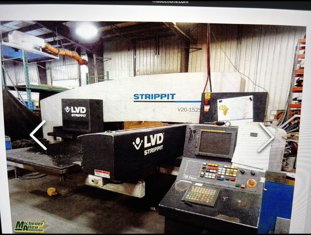 Strippit V20 1525 Punch Press