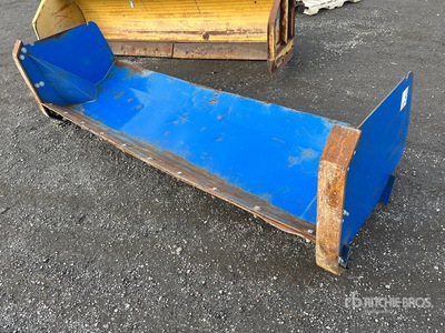 9 ft 8 in Poussoir à neige