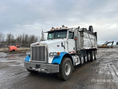 2007 Peterbilt 379 14x4 Super 18 شاحنة قلابة -خمس محاور