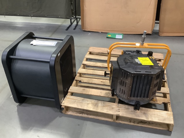 (1) De Sisti 2430 Spotlight & (1) Genelec 7070A Active Subwoofer (1) De Sisti 2430 Spotlight & (1) Genelec 7070A Active Subwoofer