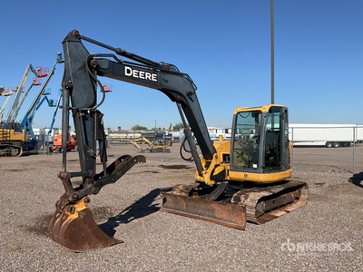 2011 John Deere 85D Excavatrice sur chenilles