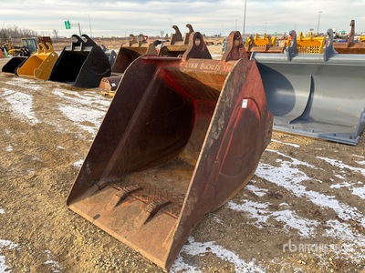 47 in Cleanup Excavator Bucket