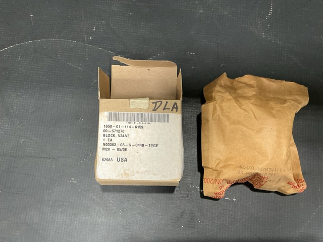 Eaton Aerospace 571270 Valve Assembly Block