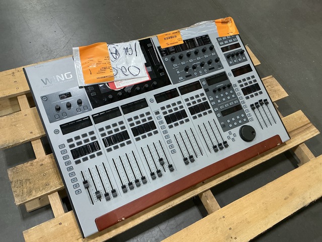 Wing Personal Mixing Console