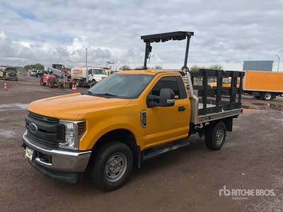 2019 Ford F-250 XL 4x4 Flatbed Truck