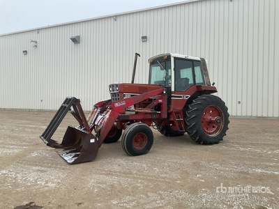 1976 International 1086 2WD Tractor