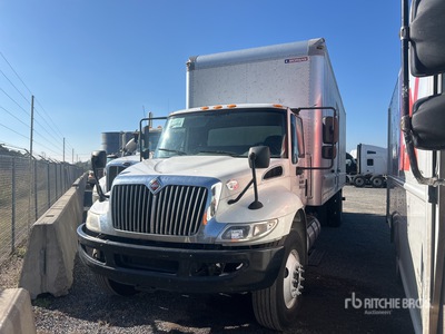 2018 International 4300 4x2 Van Truck