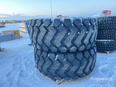 Quantity of (2) Maverick 29.5x25 E3/L3 Banden (Unused)